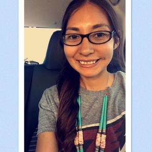 Meet your Posher, Caitlin